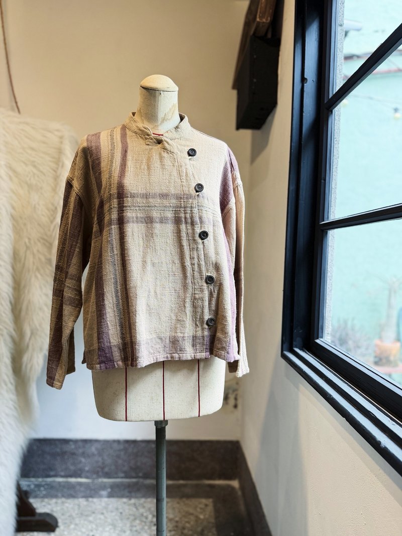 米咖色日式格紋 側開式亨利領 棉絲古風古著新中式上衣襯衫 - 女襯衫 - 棉．麻 多色