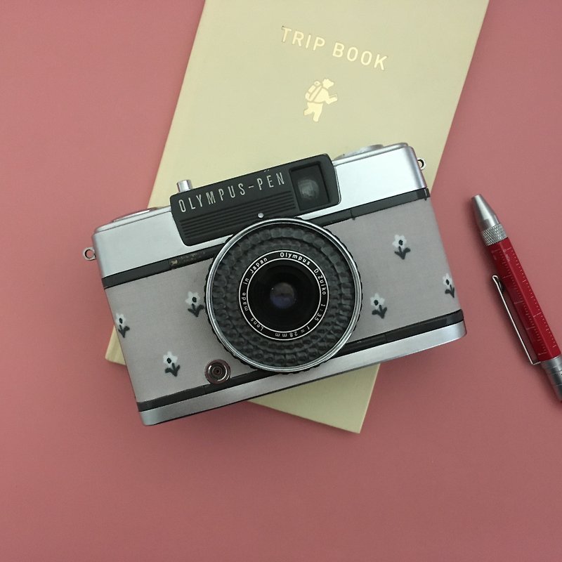 【整備・試写済み 完動品】オリンパス PEN EE-2　35mm フィルムカメラグレーの花柄 - カメラ - 金属 グレー