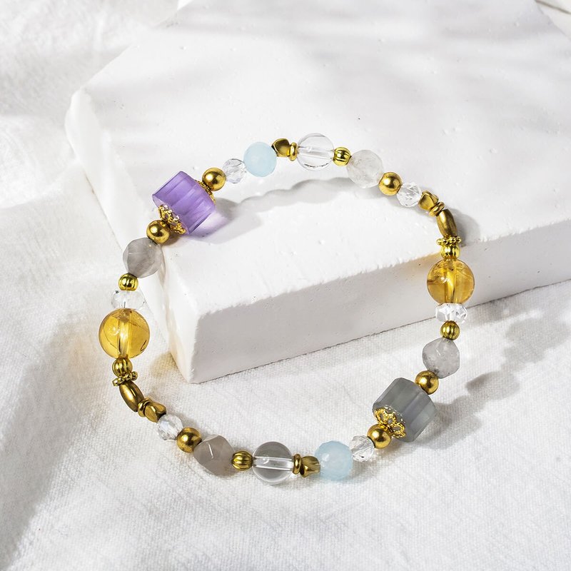 鯨魚與少年 | A81黃水晶螢石海藍寶白水晶手鍊 - 手鍊/手環 - 寶石 藍色