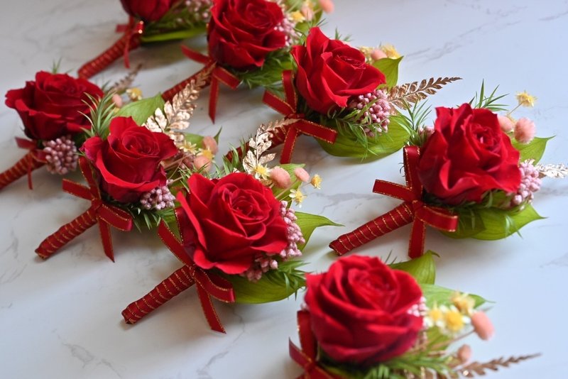 Wedding Corsage I Ceremony Corsage - Dried Flowers & Bouquets - Plants & Flowers Red