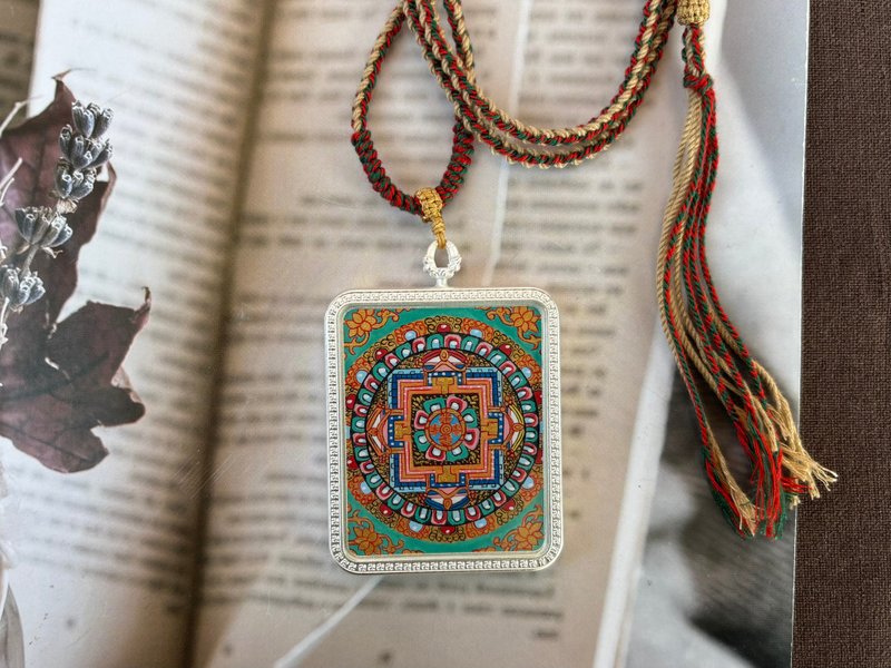 Mandala thangka tag - Charms - Other Metals Multicolor