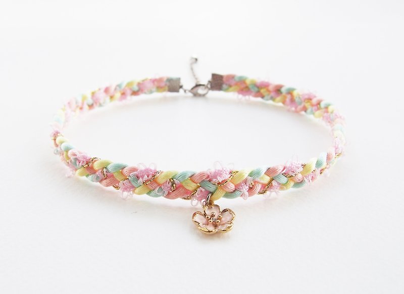 Pastel choker with flower charm - Necklaces - Other Materials Multicolor