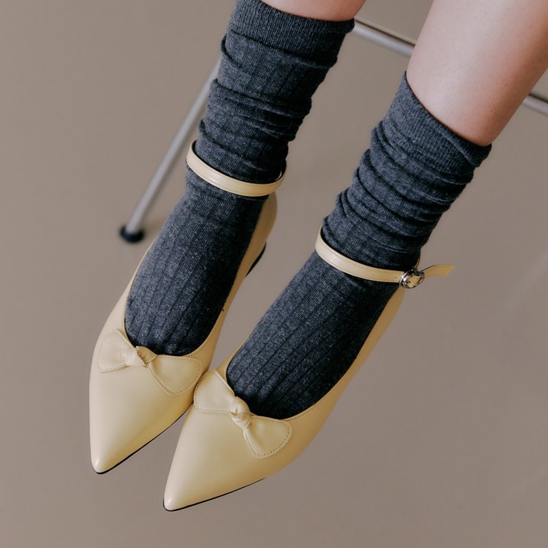 Belle ribbon strap flat butter - 其他女皮鞋 - 真皮 黃色