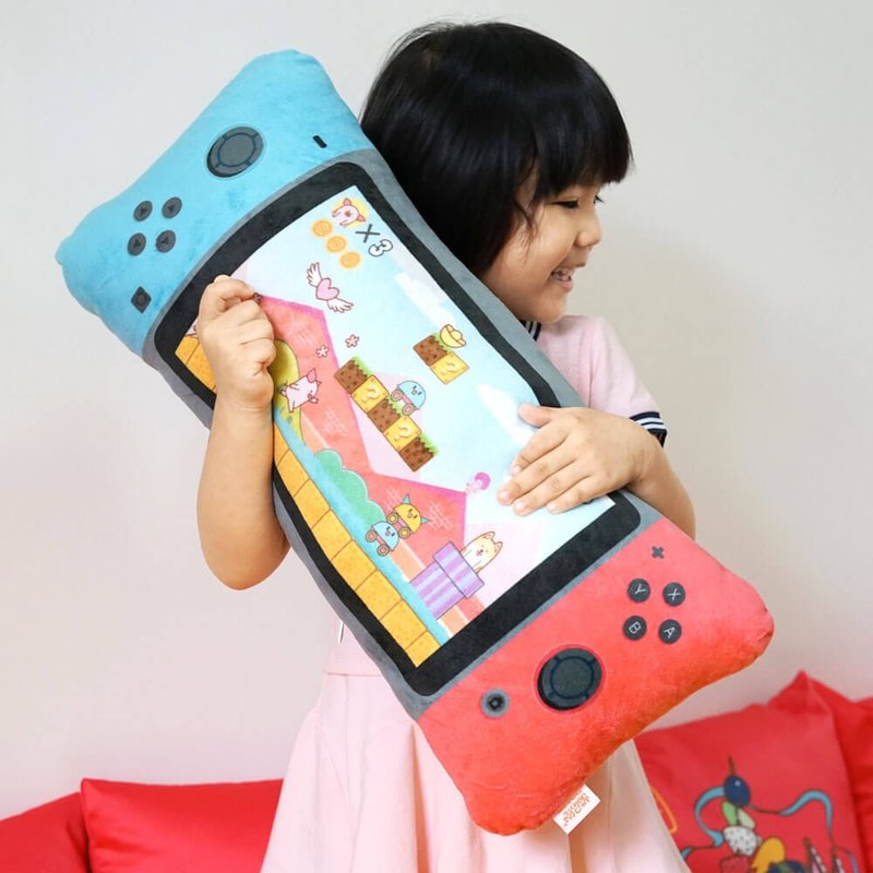 Cat tail painted SWITCH game console creative pillow - หมอน - วัสดุอื่นๆ หลากหลายสี