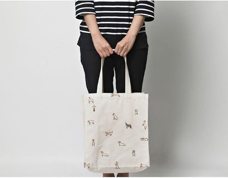 Shih Tzu one-shoulder portable embroidered canvas bag - กระเป๋าแมสเซนเจอร์ - ผ้าฝ้าย/ผ้าลินิน ขาว