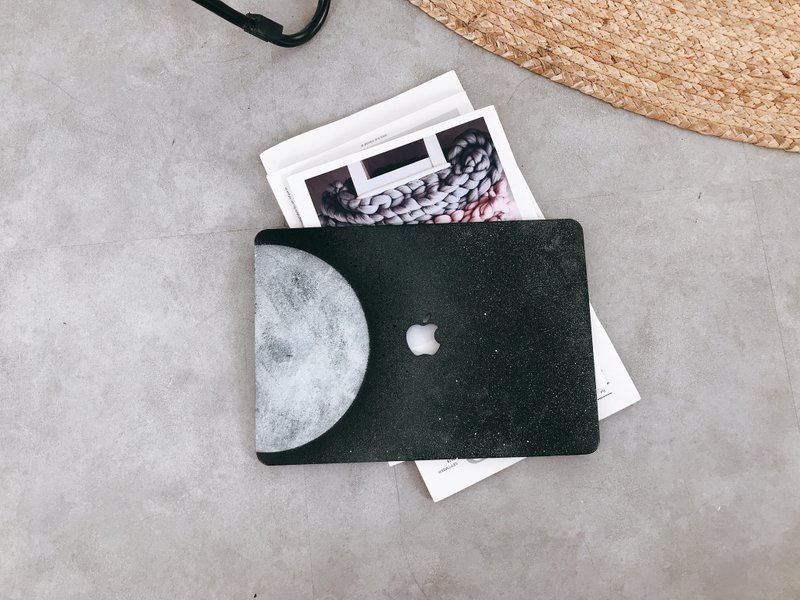 手噴月球防摔皮革電腦殻 MacBook Case - 電腦包/筆電包 - 人造皮革 