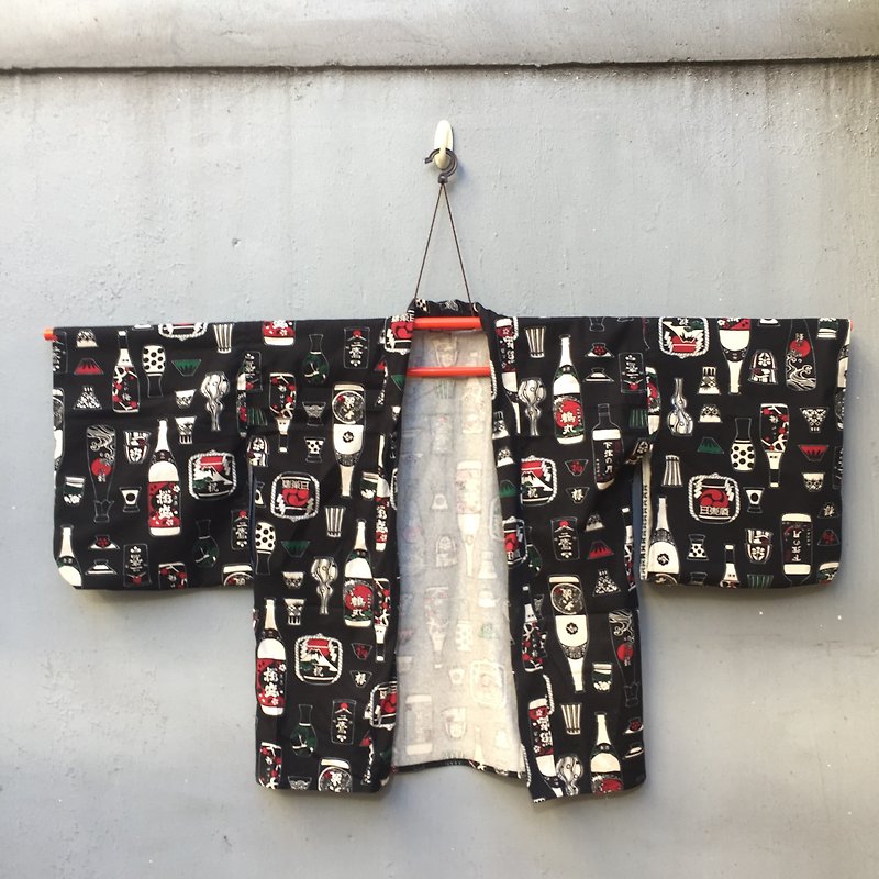Japanese kimono fabric rain coat Wine Atlas - เสื้อแจ็คเก็ต - ผ้าฝ้าย/ผ้าลินิน สีดำ
