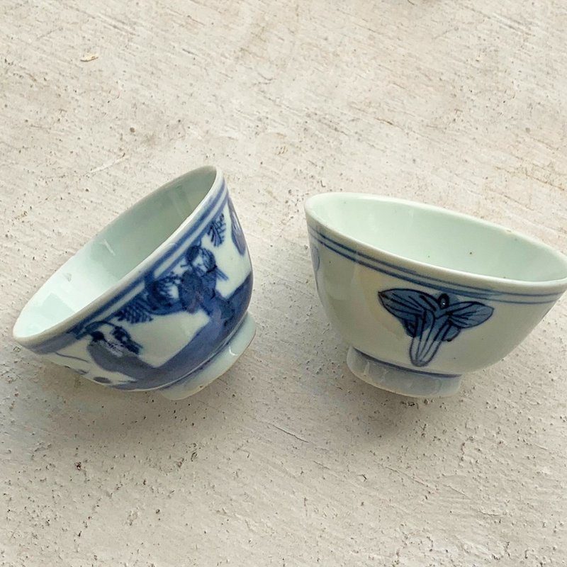 中国清三代青白磁蝋花草盃 - ワイングラス・酒器 - 磁器 ブルー