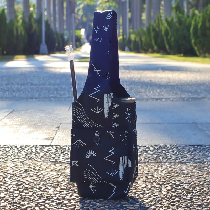 可收納環保杯袋(漆黑幾何) - 手提包/手提袋 - 棉．麻 黑色
