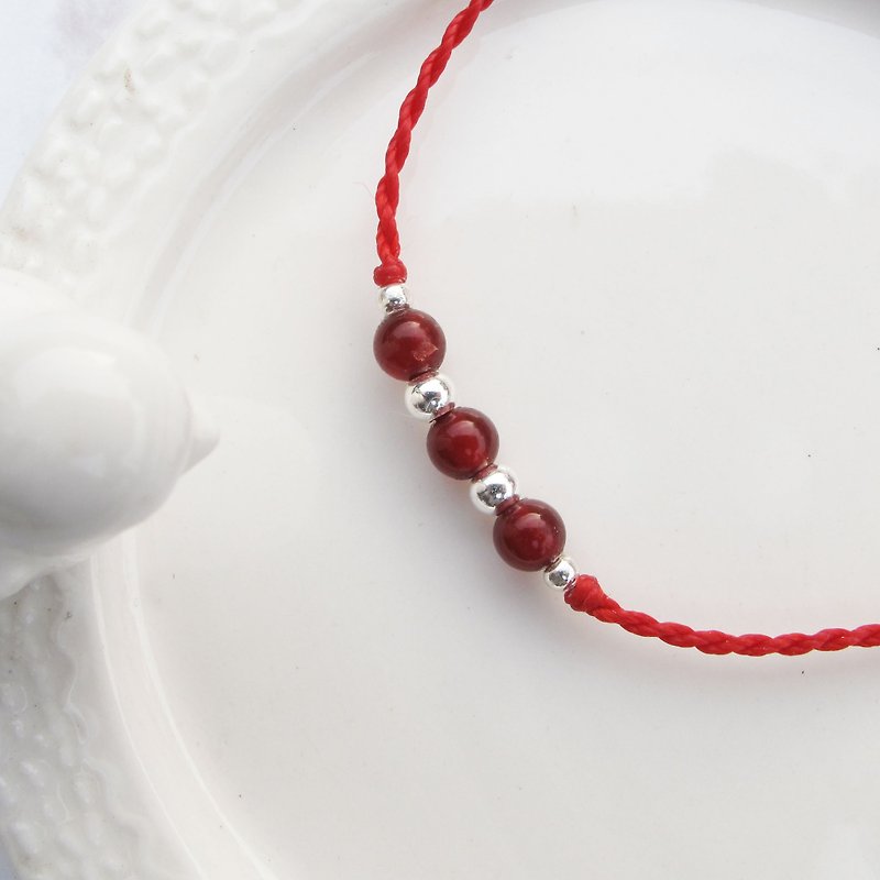 Big staff Taipa [handmade silver] silver beads × red agate very fine wax rope bracelet marriage lucky luck - สร้อยข้อมือ - เครื่องประดับพลอย หลากหลายสี