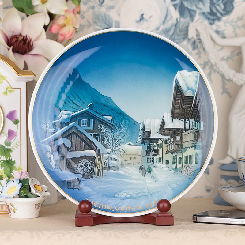 German-made Rosenthal 1971 Winter Scenery out-of-print hand-painted Christmas and birthday ceramic plate - ตกแต่งผนัง - เครื่องลายคราม 