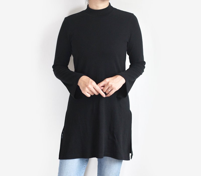 形にこだわった 大人のハイネックチュニックTシャツ - 洋裝/連身裙 - 棉．麻 黑色