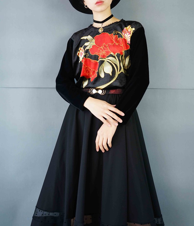 Resytle vintage transformation - domineering black bottom velvet top - เสื้อผู้หญิง - เส้นใยสังเคราะห์ สีดำ