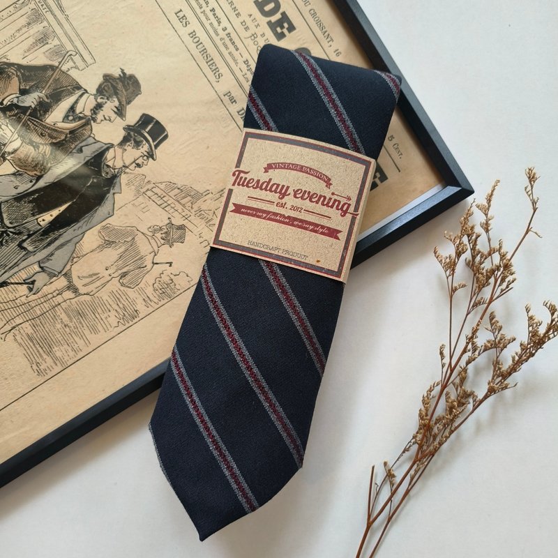 Necktie Dark Navy but not Black with Red Line Stripe - เนคไท/ที่หนีบเนคไท - วัสดุอื่นๆ สีน้ำเงิน