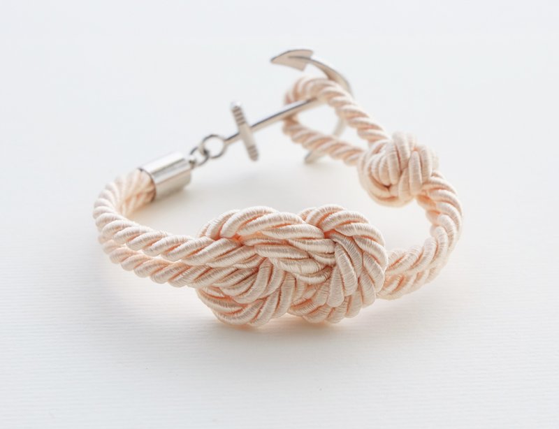 Infinity-knot with nautical hook bracelet in cream - สร้อยข้อมือ - วัสดุอื่นๆ ขาว