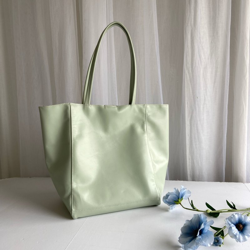 [Limited quantity] Goat leather simple tote L mint A4 storage capacity lightweight - Handbags & Totes - Genuine Leather Green