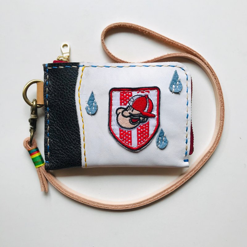 Embroidery you have to eat spinach L leather zipper bag Wan hand bag sniffing leather hand-made - กระเป๋าสตางค์ - หนังแท้ ขาว