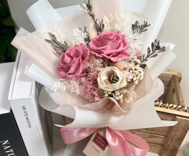 Valentine's Day Gift The One and Only You Everlasting Flower Bouquet - Shop  youngsflower Dried Flowers & Bouquets - Pinkoi