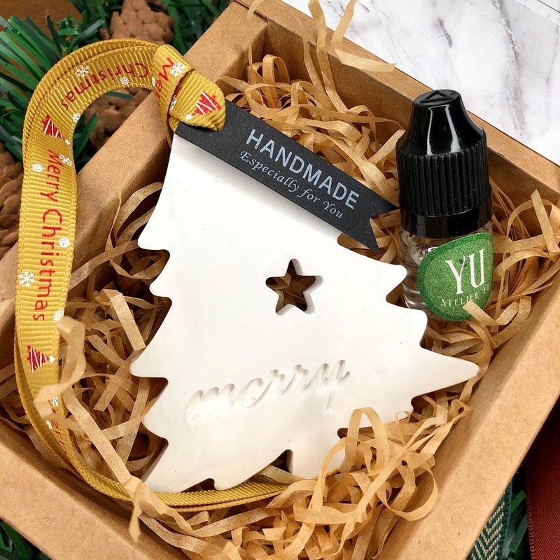 聖誕限定-手工精緻大理石紋香磚禮盒-聖誕樹香磚掛牌 含香氛 - 擺飾/家飾品 - 其他材質 白色
