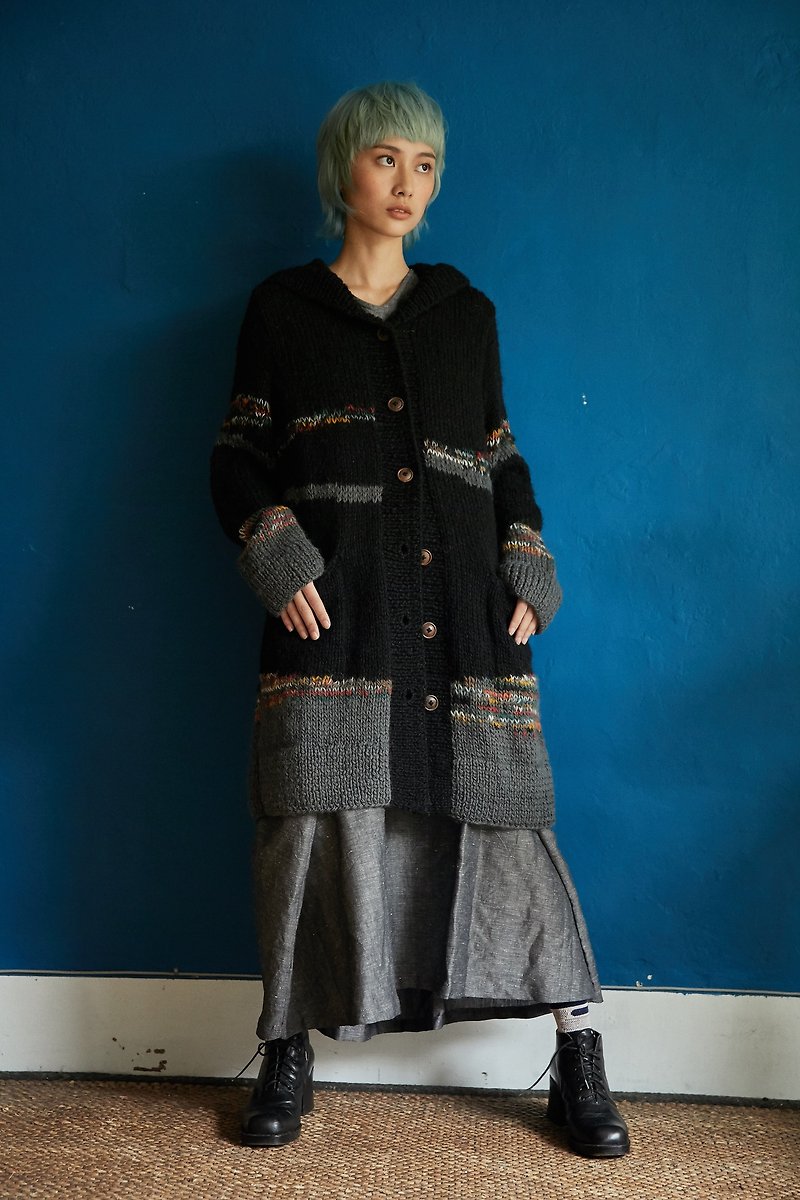 羊毛手織黑岩彩色外套-公平貿易 - 女大衣/外套 - 羊毛 黑色