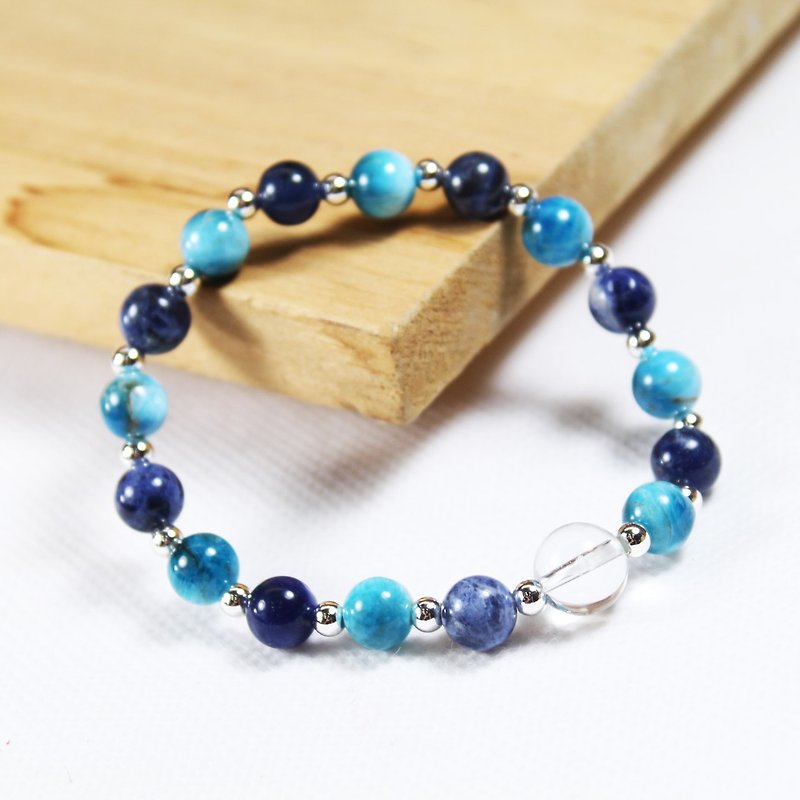 Apatite sodalite sea wave series white crystal bracelet - Earrings & Clip-ons - Gemstone Blue