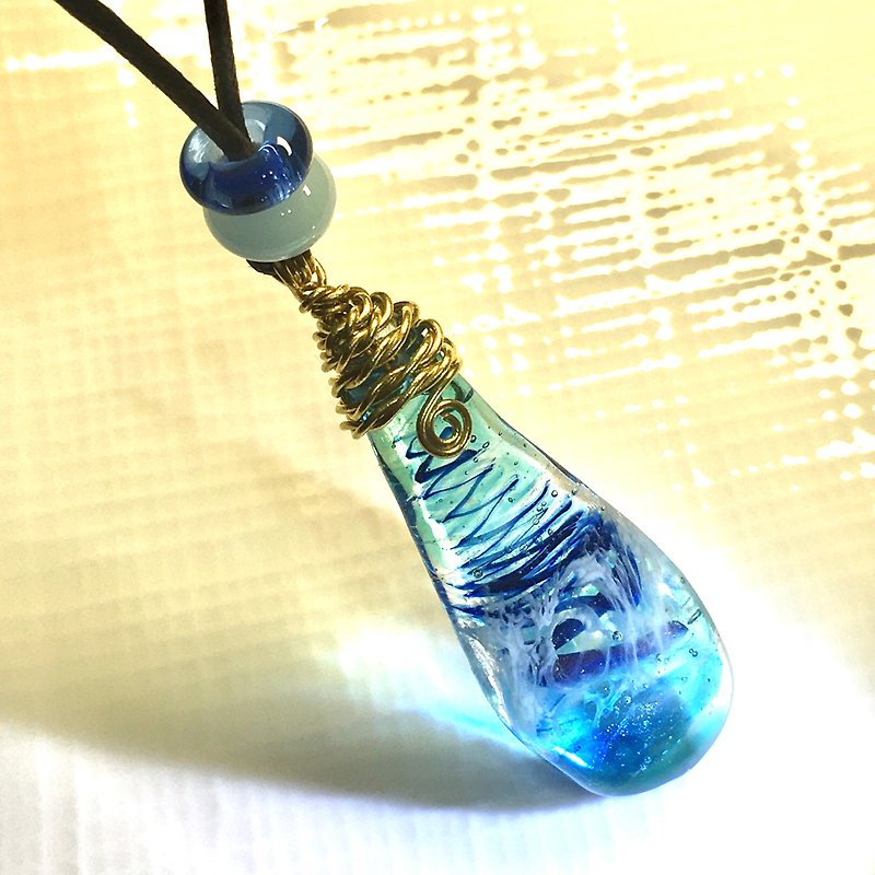 Ocean long water drop glass pendant - สร้อยคอ - แก้ว สีน้ำเงิน
