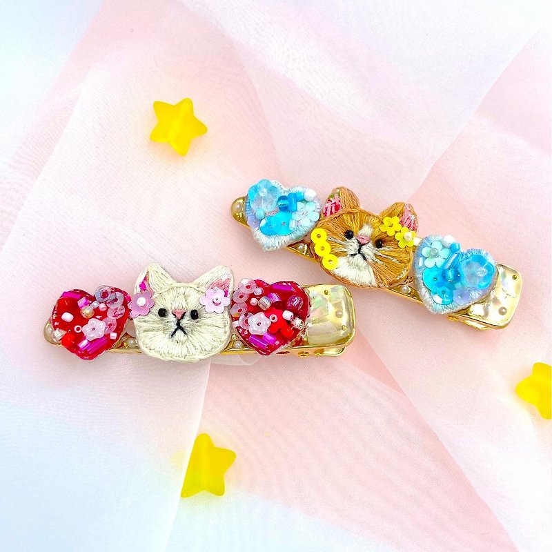 Cat cat × heart embroidery hairpin / cute. Hand-embroidered. Japanese (customizable) - Hair Accessories - Thread 
