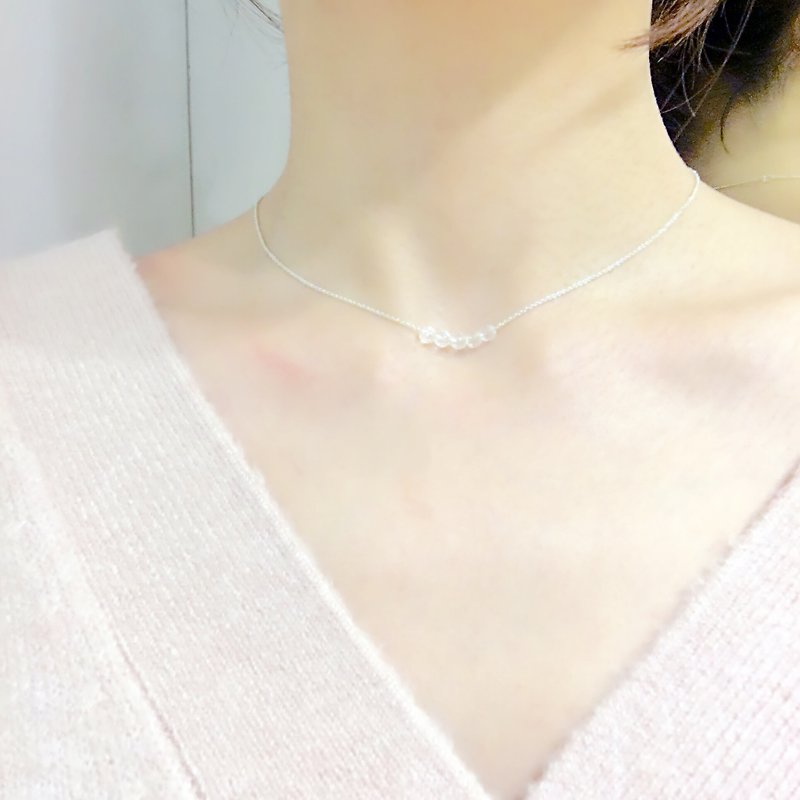 Pure beauty of the natural white crystal S925 sterling silver necklace uncoated anti-allergy attached silver polishing cloth - Necklaces - Other Metals Transparent
