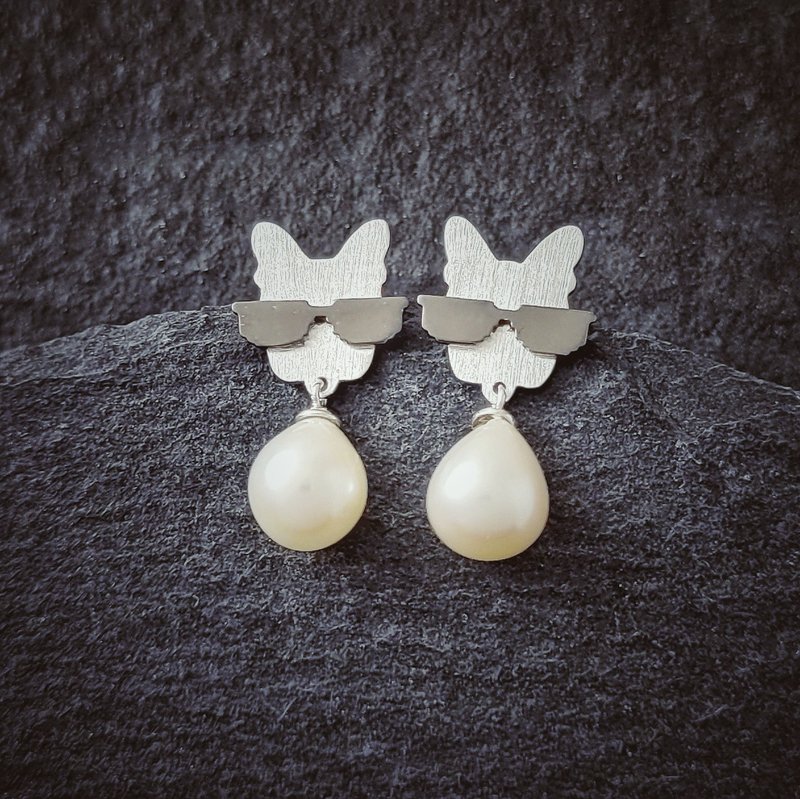 Hip Hop MR BU Sterling Silver Freshwater Pearl Earrings (Frosted) - ต่างหู - เงิน สีเหลือง