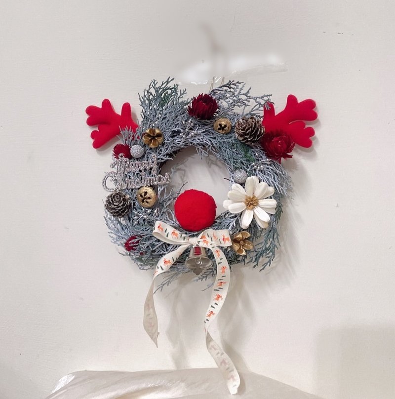 聖誕節禮物/交換禮物/雪白麋鹿聖誕花圈/松果/附包裝盒/九折優惠 - 花藝/盆栽/植栽 - 其他材質 
