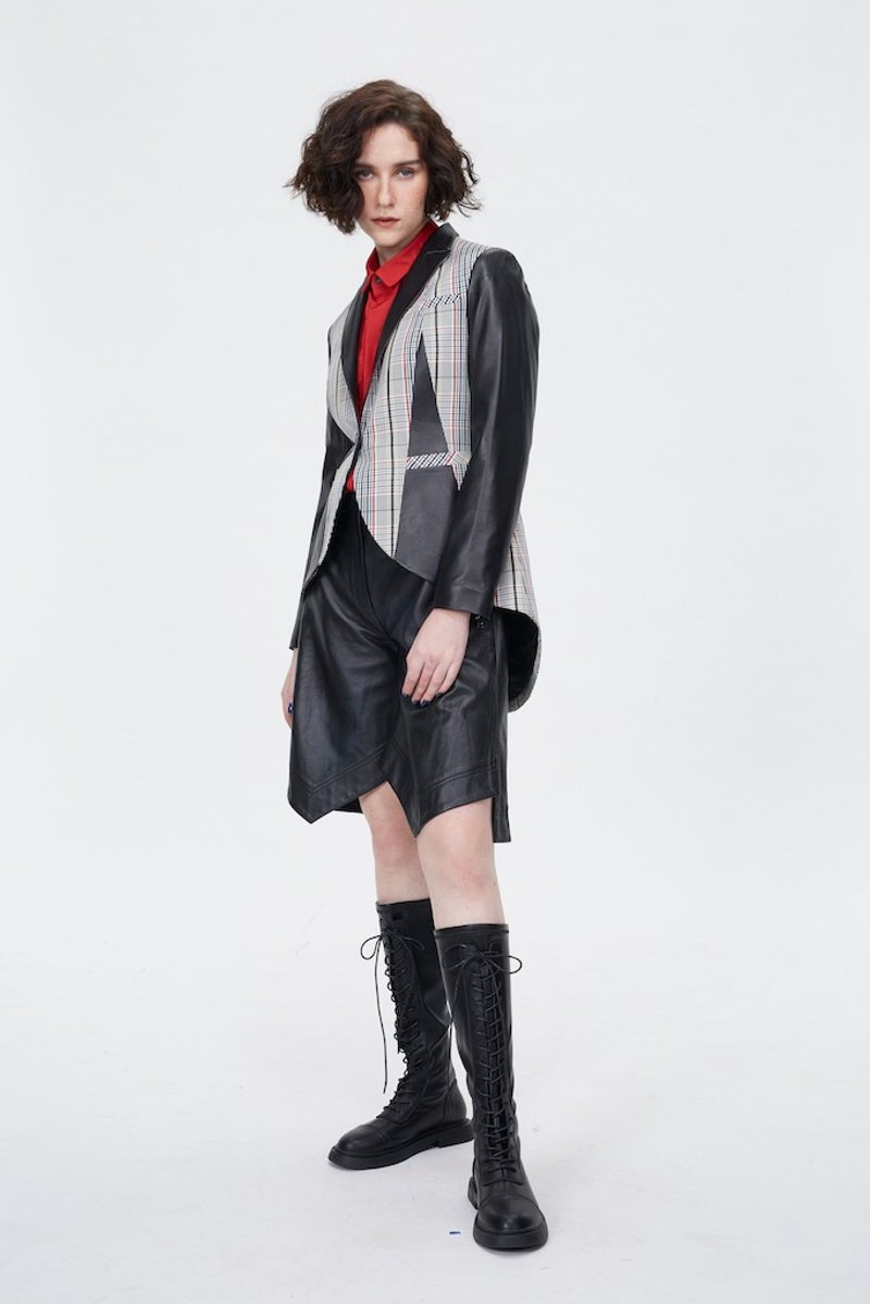 Leather Sleeves Patched Fancy Check Blazer - เสื้อสูท/เสื้อคลุมยาว - ขนแกะ หลากหลายสี