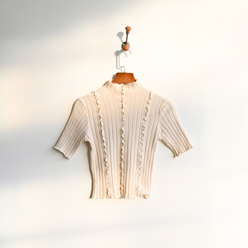 [Egg Plant Vintage] Flying mist piping remade knitted vintage top - เสื้อยืดผู้หญิง - ไฟเบอร์อื่นๆ 