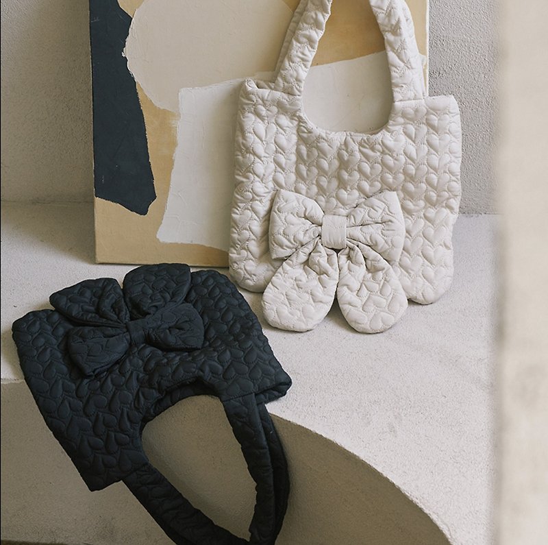 Bow Girl Love Cotton Soft Handle Tote Bag Shoulder Bag - กระเป๋าแมสเซนเจอร์ - ผ้าฝ้าย/ผ้าลินิน ขาว