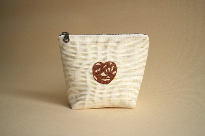 立體萬用拉鍊包 小物包 / 手工刺繡 扭結麵包 - 化妝包/收納袋 - 棉．麻 咖啡色