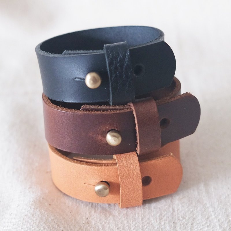 Leather Bracelet / Leather Wristband - 手鍊/手環 - 真皮 咖啡色