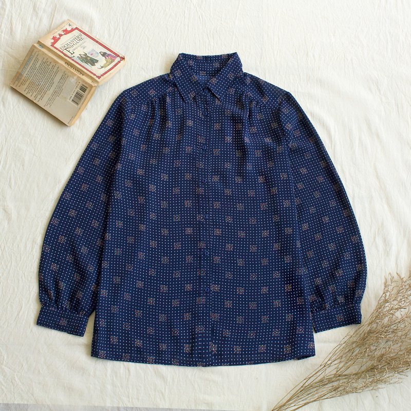Square color blind card vintage long sleeve shirt - Women's Shirts - Polyester 