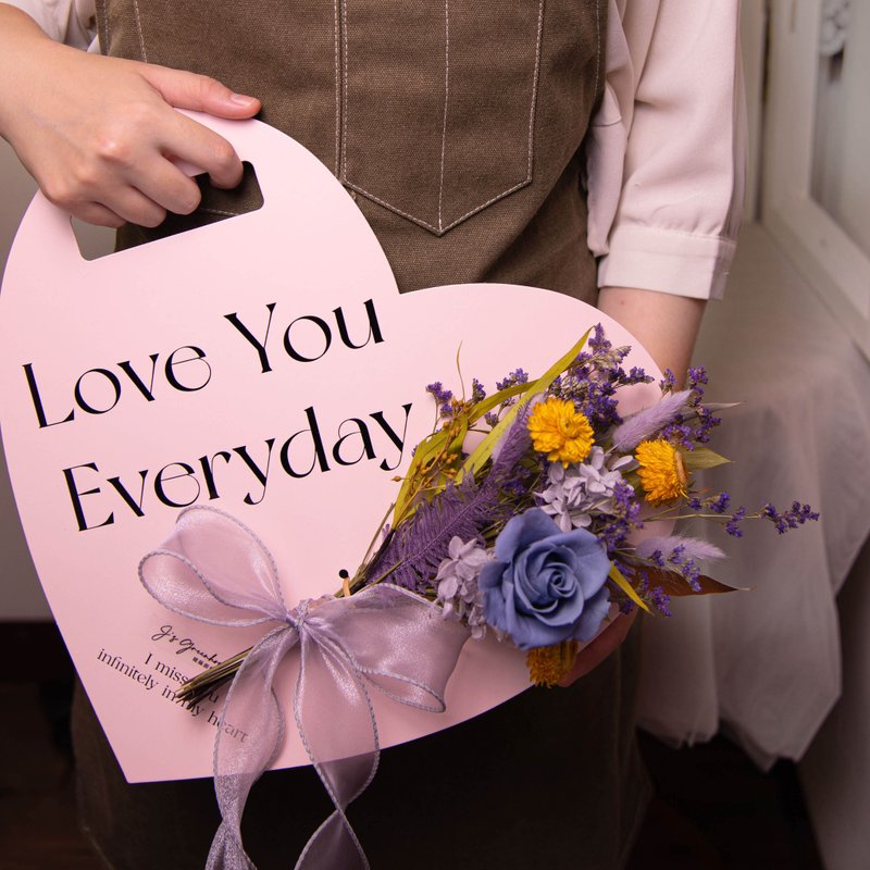 [Hot Heart] Portable small bouquet card, preserved flower dried flower bouquet/3 types in total to express birthday wishes - ช่อดอกไม้แห้ง - พืช/ดอกไม้ สีน้ำเงิน