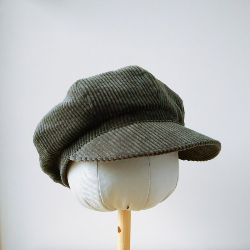 Itomon Thick Corduroy Newsboy Cap-Matcha Green - หมวก - ผ้าฝ้าย/ผ้าลินิน สีเขียว