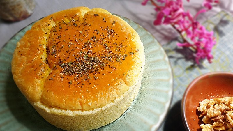 | Zero Flour, Gluten Free | Sugar Free Brown Rice Cake - Nut Salted Cheese (6吋) - Savory & Sweet Pies - Fresh Ingredients Orange
