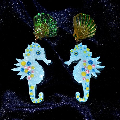 江小妮研物所 自由海洋 藍色波點海馬 耳環 seahorse