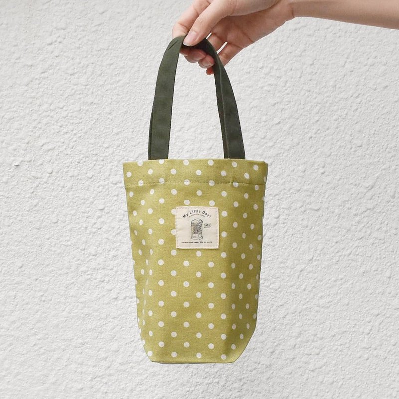 Ultrahard-Lite togo Eco-Friendly Beverage Bag (Long Version) - Grass Green Polka Dot - กระเป๋าถือ - ผ้าฝ้าย/ผ้าลินิน สีเขียว