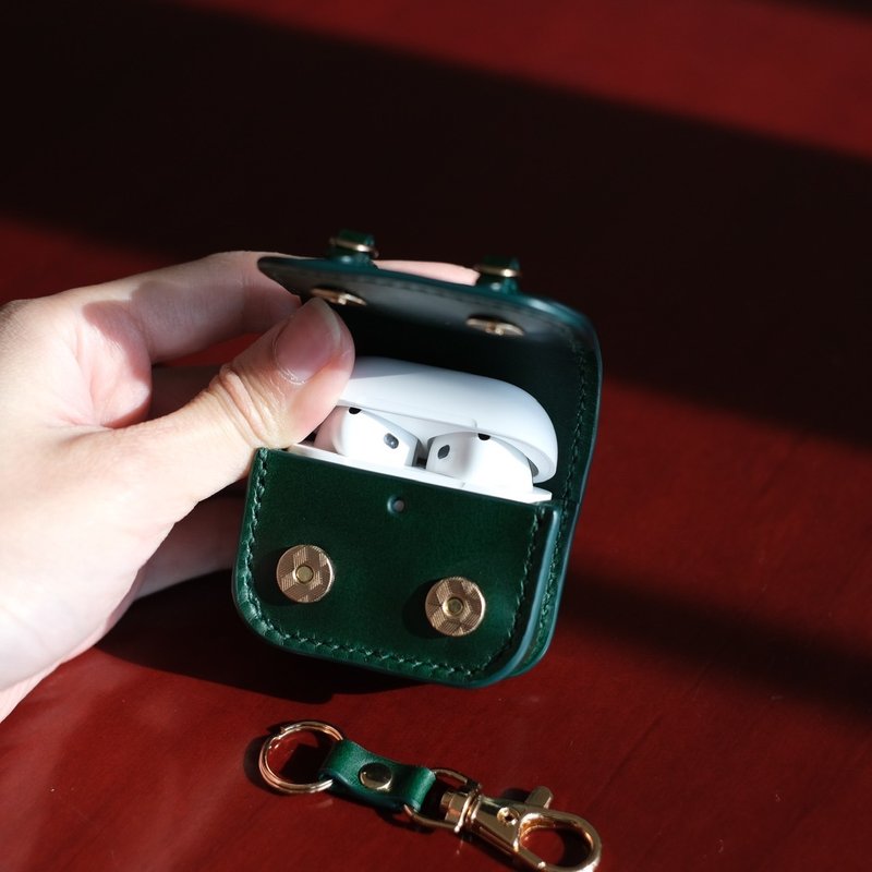Airpods 4th gen. case - AirPods/耳機保護套 - 真皮 多色