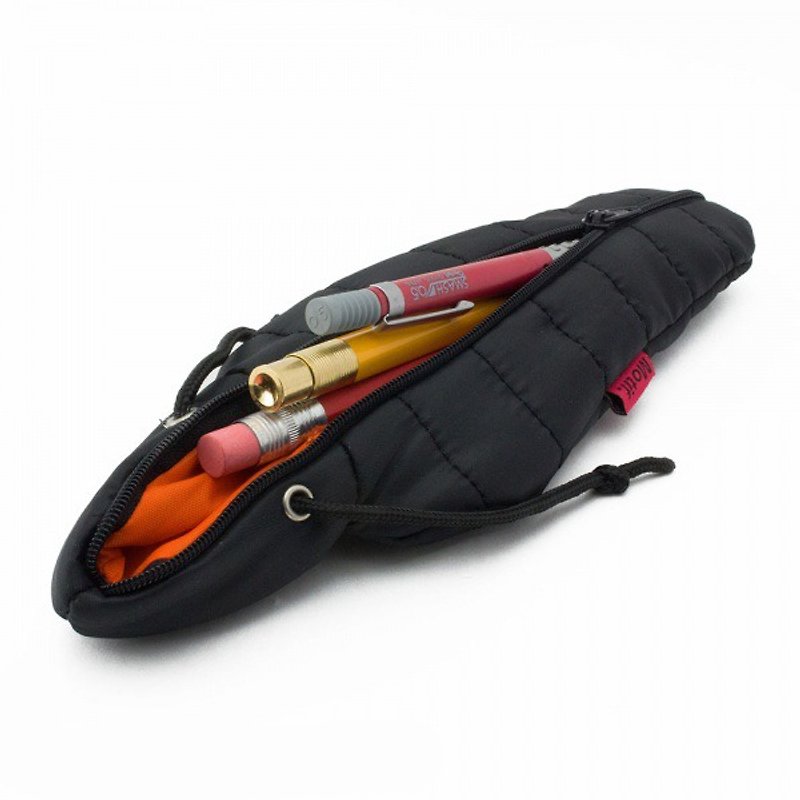 SUSS-Japan Magnets outdoor sleeping bag style storage bag / pencil box / pencil case (black) - กล่องดินสอ/ถุงดินสอ - พลาสติก สีดำ
