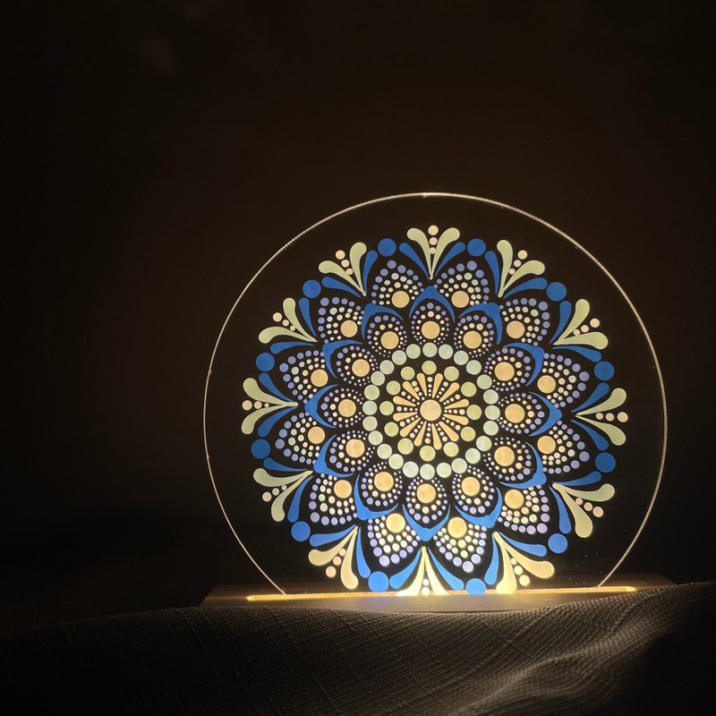 Mandala hand drawn mandala night light - Lighting - Acrylic 