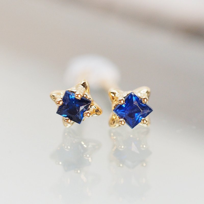 18K金藍寶石星空耳環18K Gold Blue Sapphire Starry Stud Earrin - 耳環/耳夾/耳骨夾 - 貴金屬 