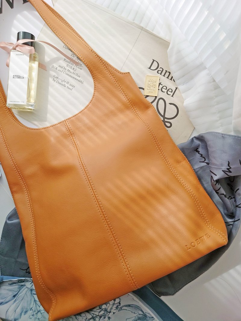 中古包 Loewe 納帕牛皮 托特包單肩包側背包側揹包上學上班通勤包 - 手提包/手提袋 - 真皮 卡其色