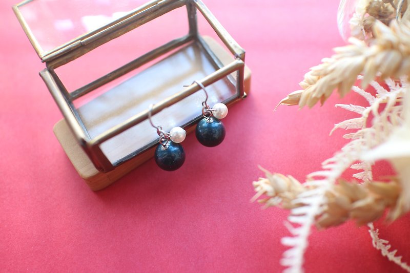 Pop blue-Handmade earrings - ต่างหู - ทองแดงทองเหลือง หลากหลายสี