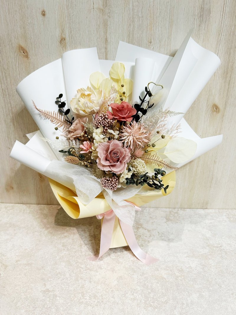 *雪煙* 永生花束 韓式花束 情人節花束 七夕花束 畢業花束 乾燥花 - 乾燥花/永生花 - 植物．花 白色