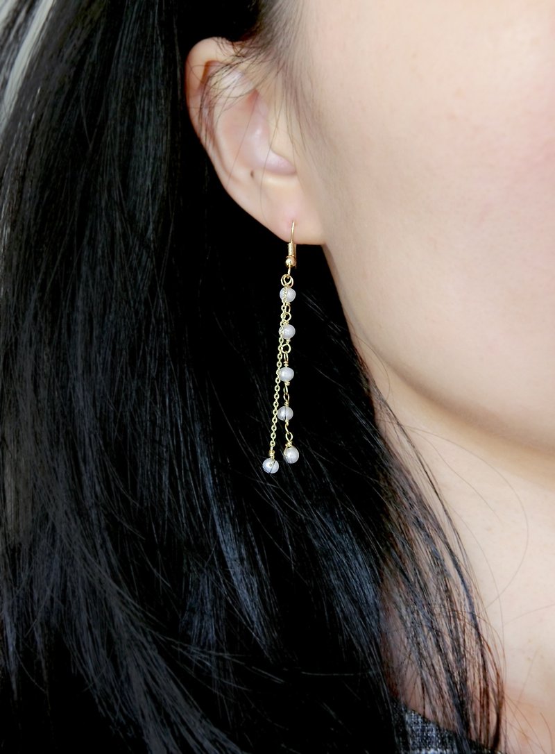 【Snowflakes Flying】Pearl Dangle Earrings - Earrings & Clip-ons - Gemstone White