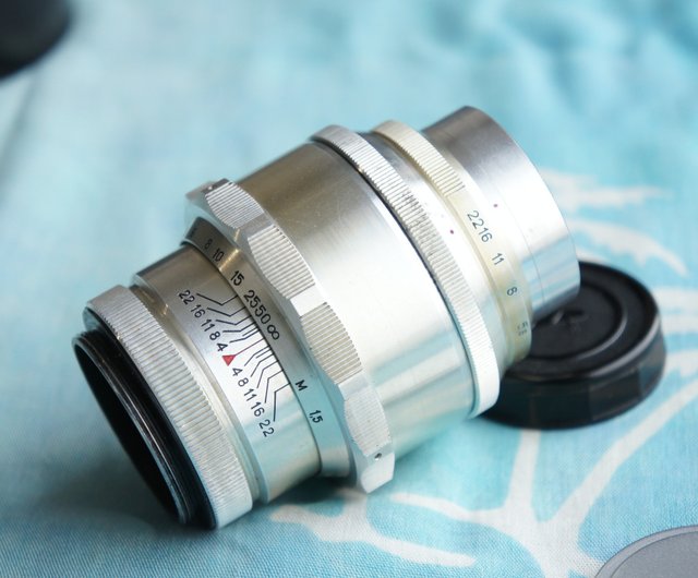 ジュピター11  ロシア製　135mm f4 マウントm39 JUPITER-11 4/135mm KOMZ lens M39-L39 screw mount FED Leica